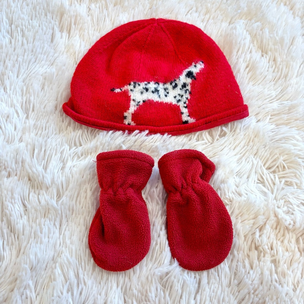 Baby Gap Red Dalmatian Knit Hat and Mittens Set
